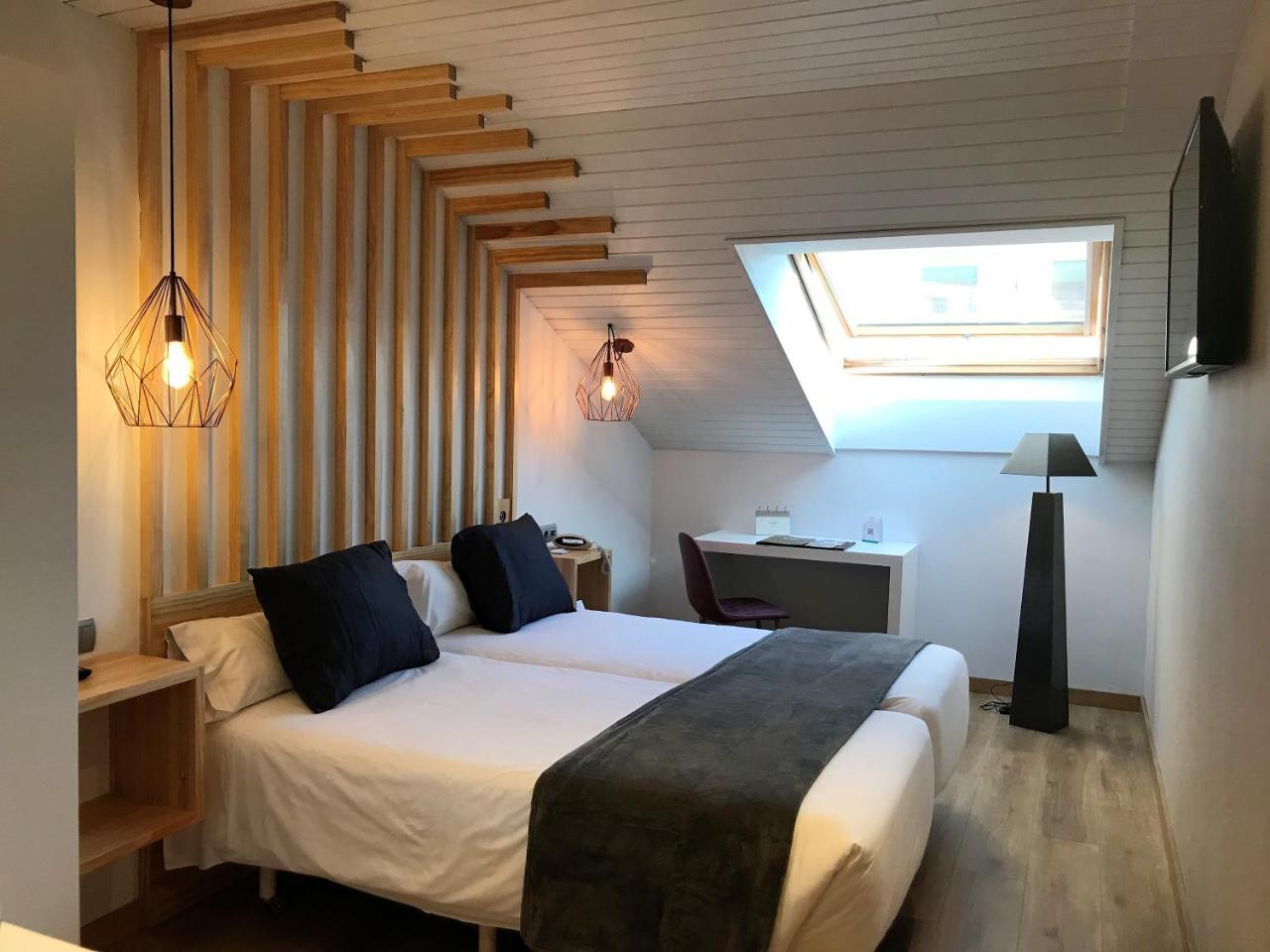Hotel Fruela Oviedo Kültér fotó